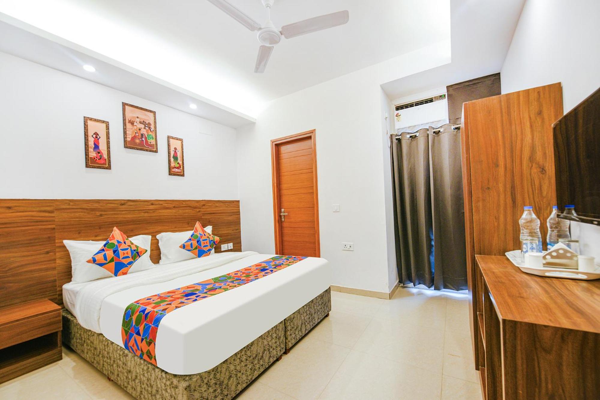 Fabhotel Sparkling - Nr Yashobhoomi Convention Centre Delhi  Exterior foto