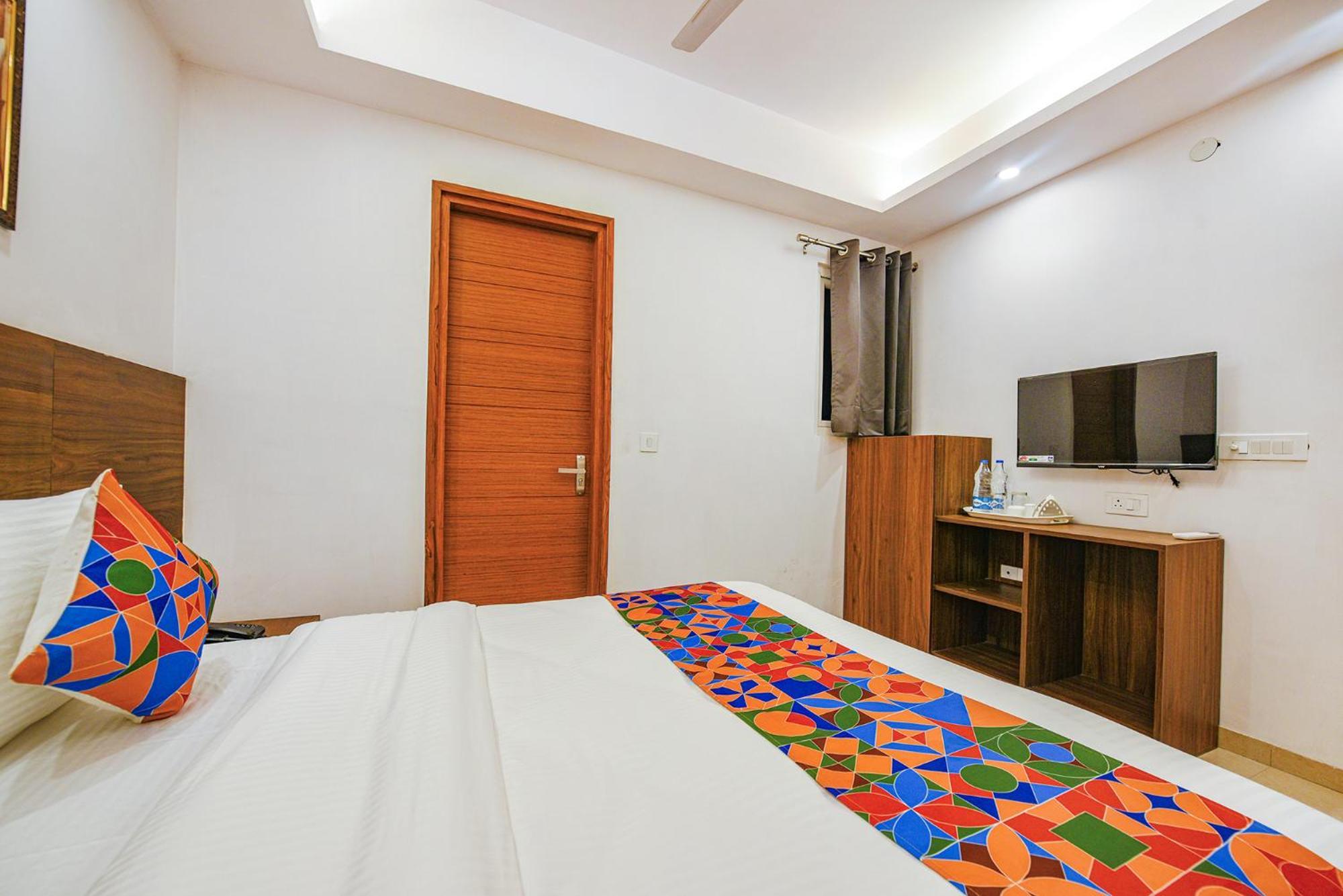 Fabhotel Sparkling - Nr Yashobhoomi Convention Centre Delhi  Exterior foto
